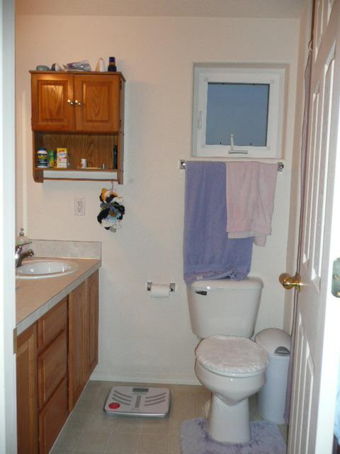 attention - bathroom before