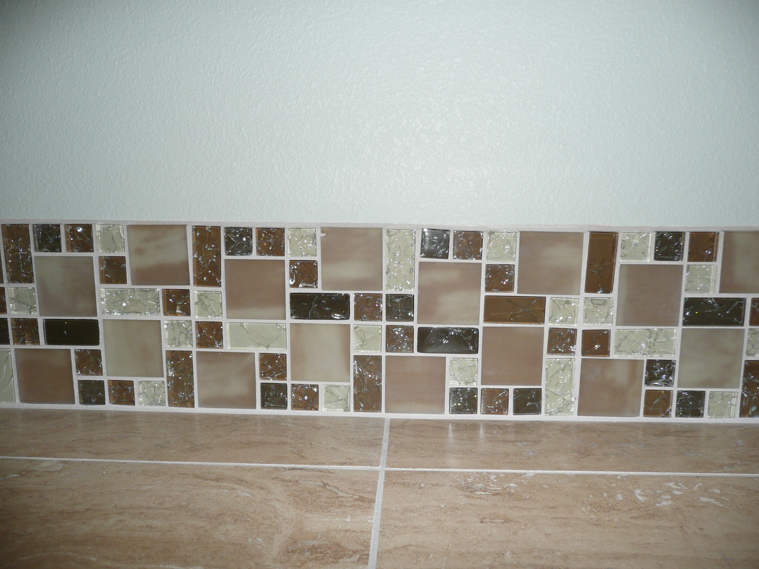 beautiful mosaic glass tile backsplash