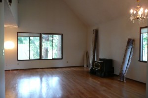 vacant living rooms aren't a selling point